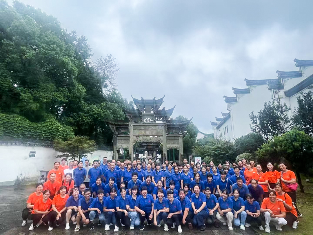 探秘龙游，聚力前行！—— 杭州诚兴体育用品有限公司团队建设之旅